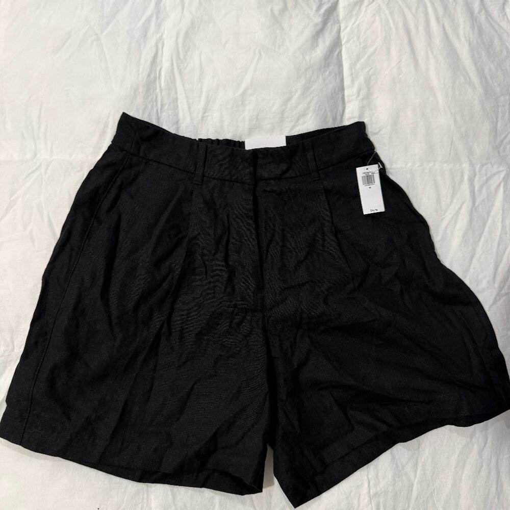 Old Navy Linen Blend High Waist Shorts Size M NWT